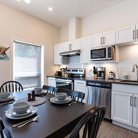 The Mac Shack By Revelstoke Vacations Apartment Ngoại thất bức ảnh